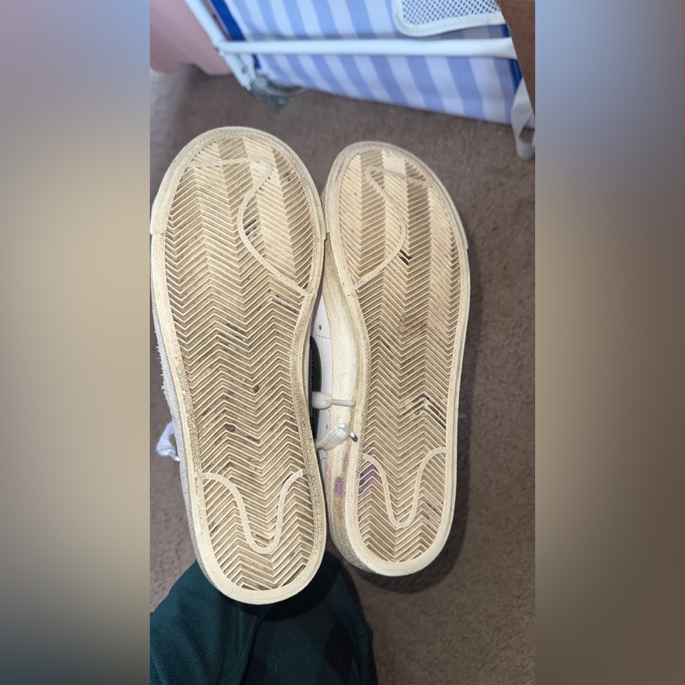 Nike Blazers - Picture 4 of 4